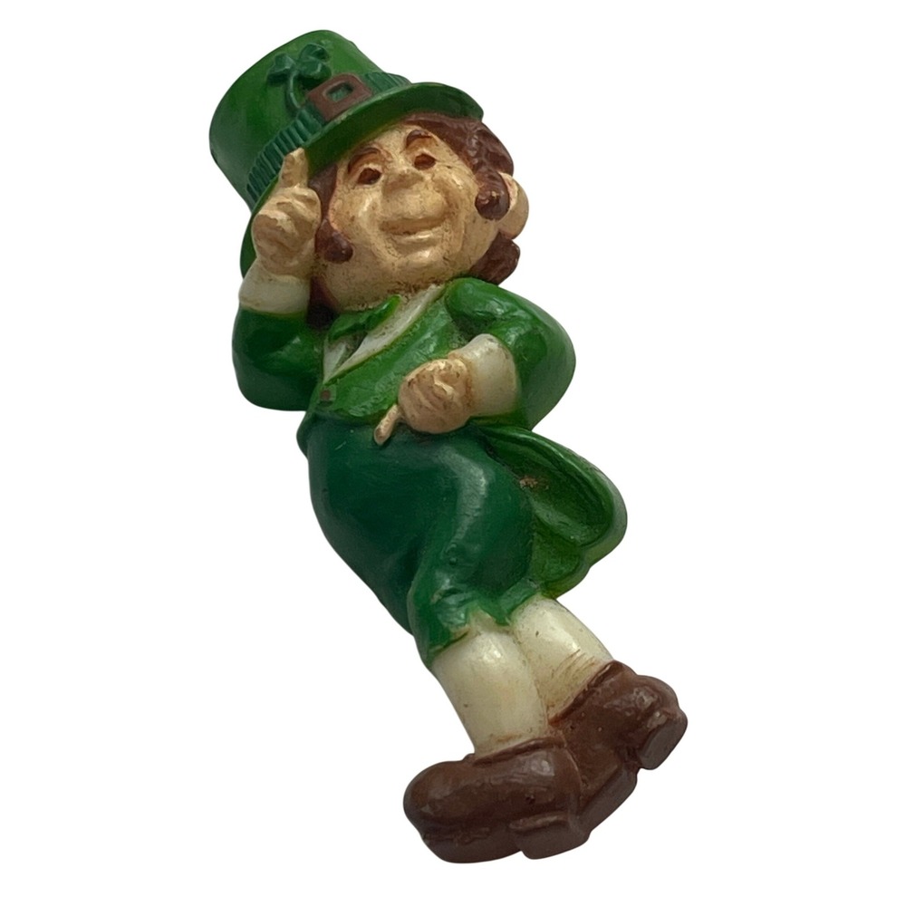 Vintage Leprechaun‎ Brooch St Patricks Day Green Shamrock Pin Holiday 00852